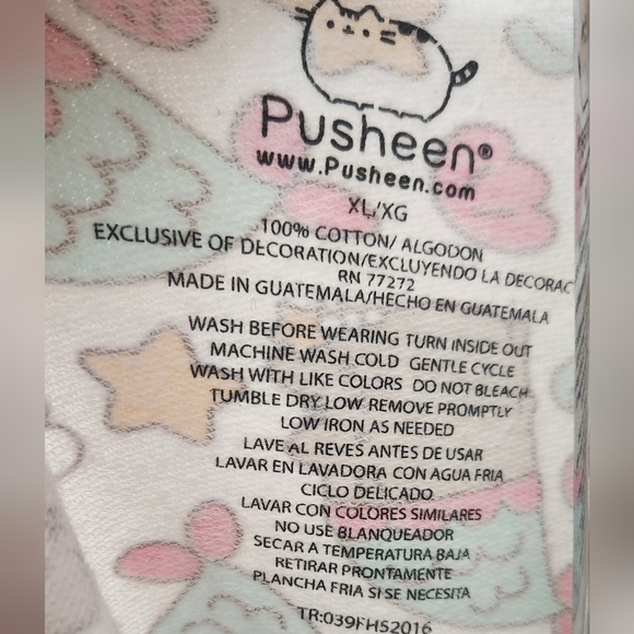 Pusheen Mermaid Unicorn and Rainbows Cat Sweatshirt Pullover Juniors X Large - Picture 5 of 5